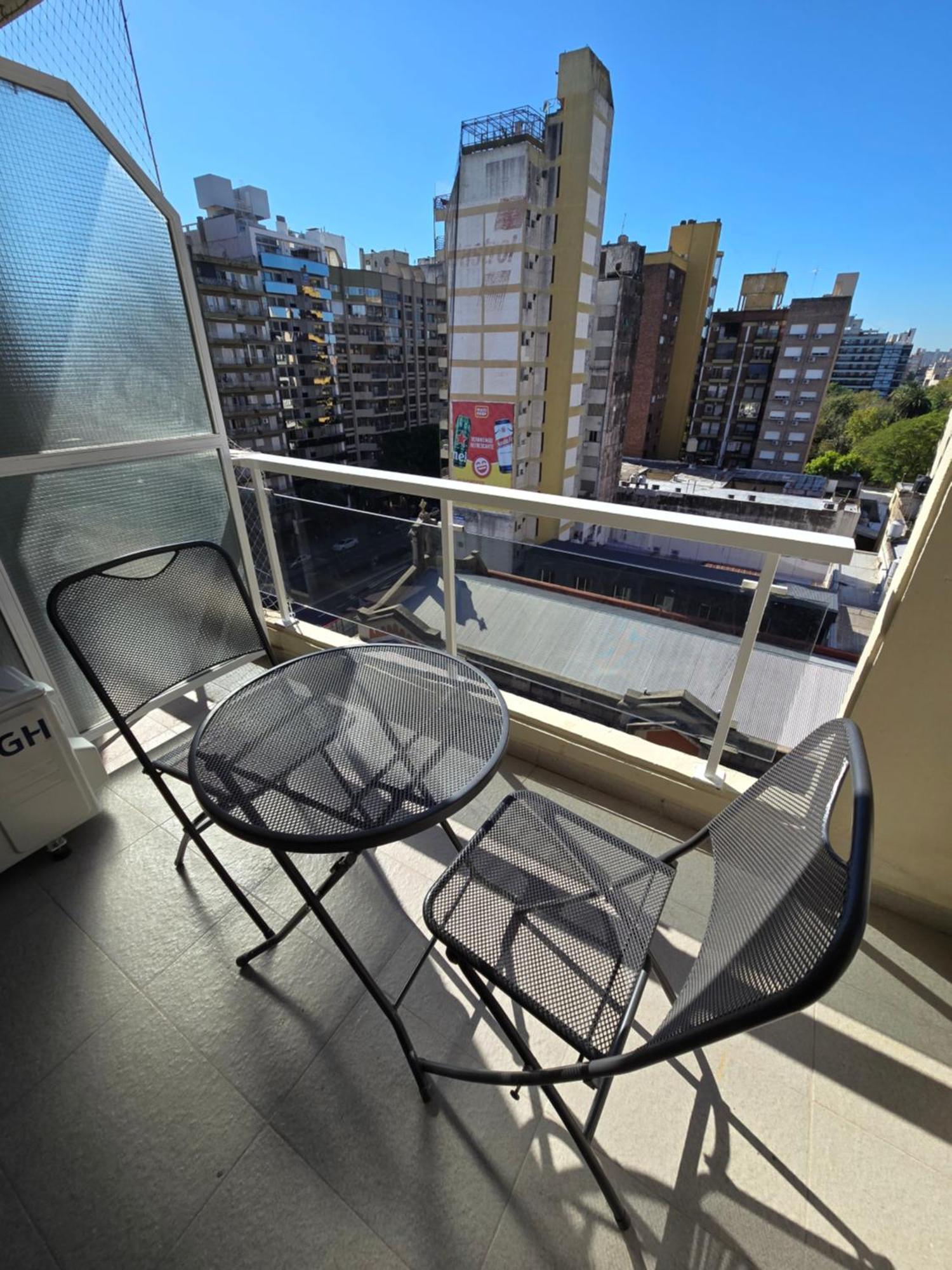 Maipu Y Avda. Pellegrini Apartment Rosario Exterior photo